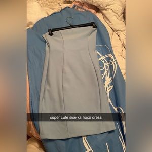 Super cute dress! Great material and also super comfortable.  homecoming dress!